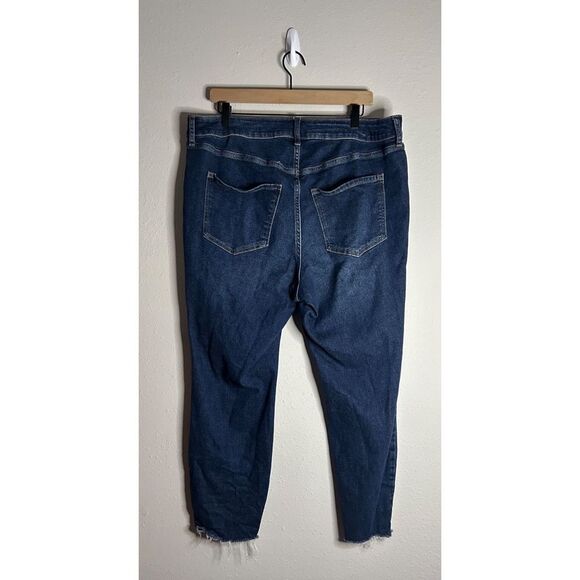 Old Navy High Rise Rockstar Super Skinny Jeans Size 20 - Picture 2 of 13